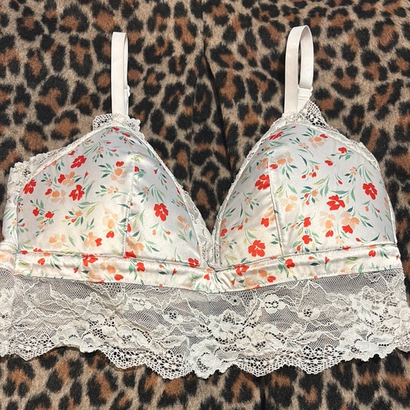 Adore Me Other - Floral Lace Trim Bralette